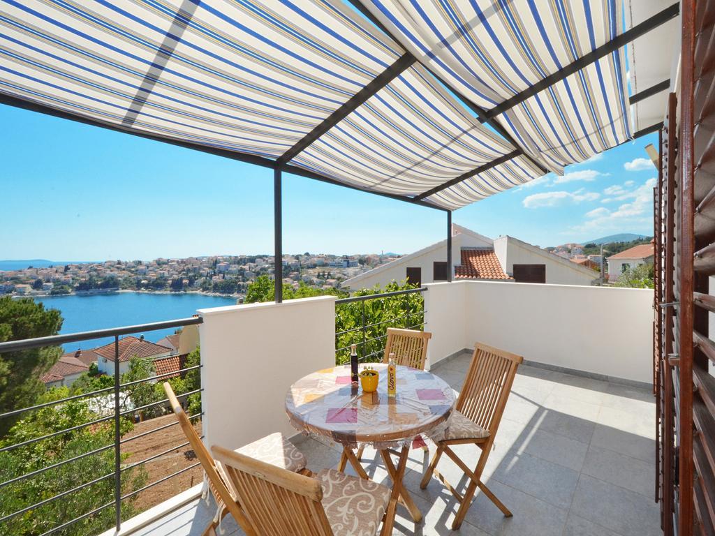 Sea View Apartment Trogir Extérieur photo
